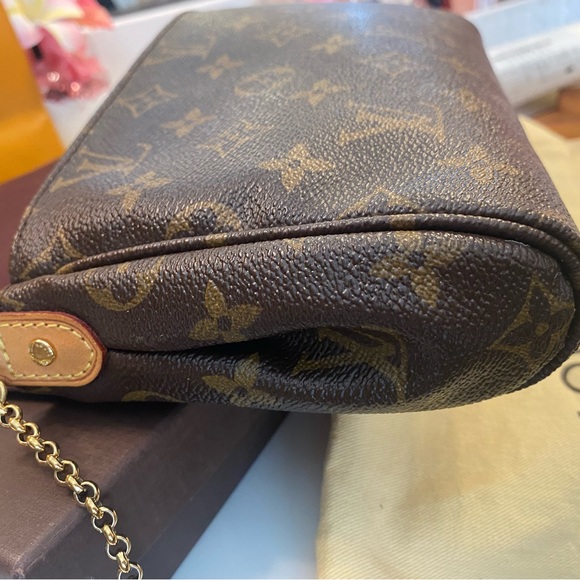 SOLD !!!AUTHENTIC 💎Louis Vuitton Monogram Favorite MM. - Picture 16 of 17